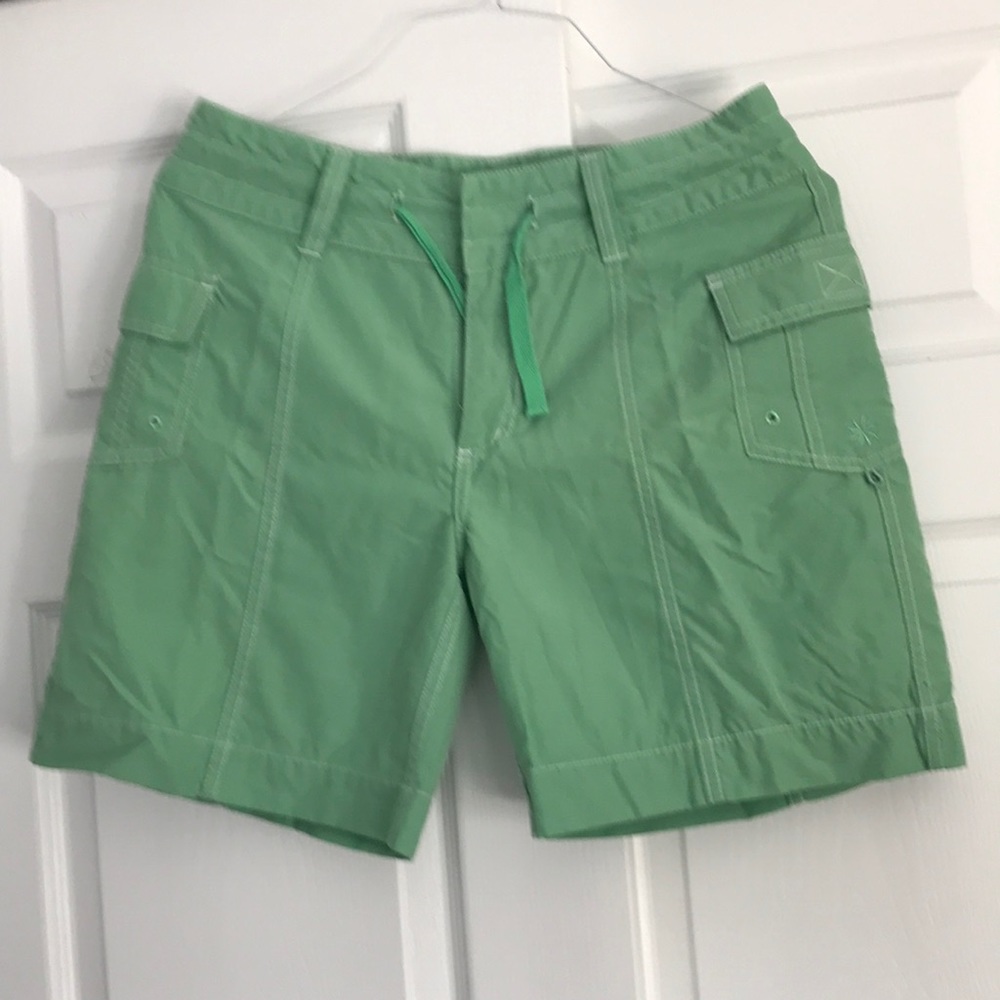 Athleta Women’s shorts 8